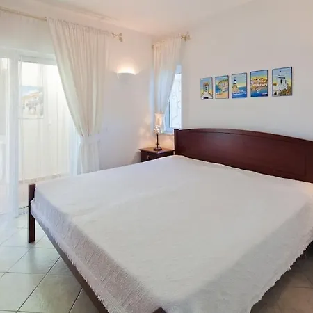 Do Farol فيلة Estômbar